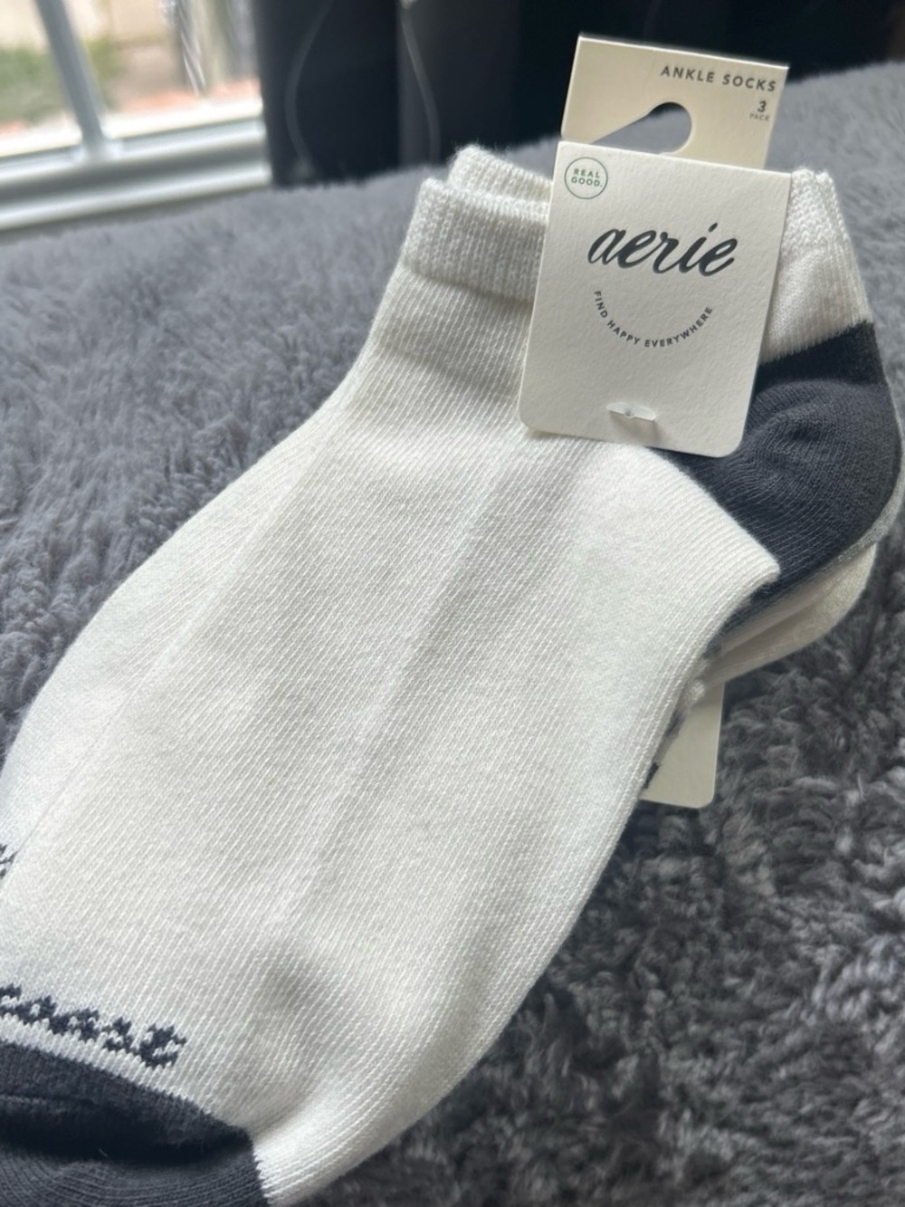 aerie Women’s  White Ankle Socks with Black Accents
